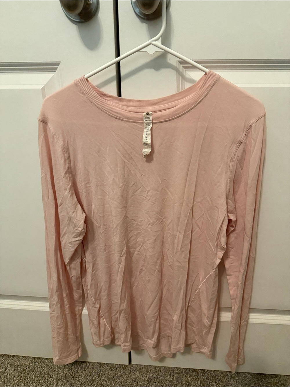 Women’s Lululemon Soft Long-Sleeve Crewneck Top in Light Pink